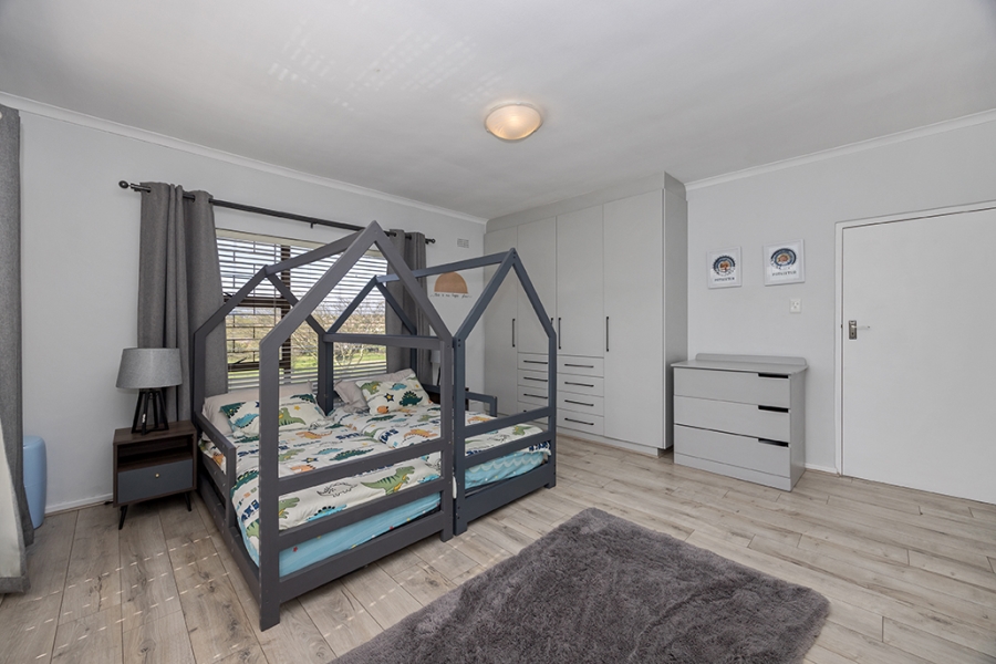 7 Bedroom Property for Sale in Sonstraal Western Cape